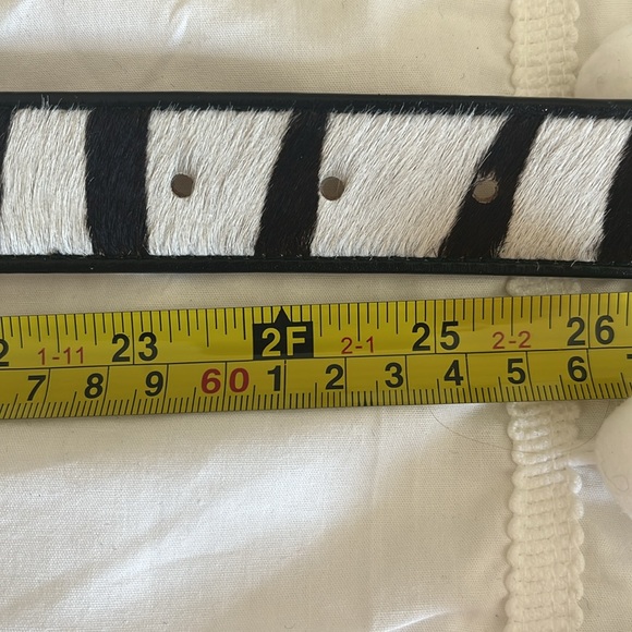 Escada real fur zebra  belt size 34 main image 5